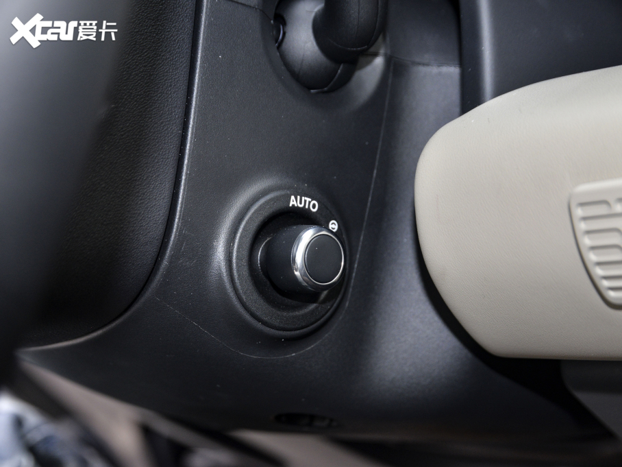 2021lʿ 110 P400 X-DYNAMIC HSE