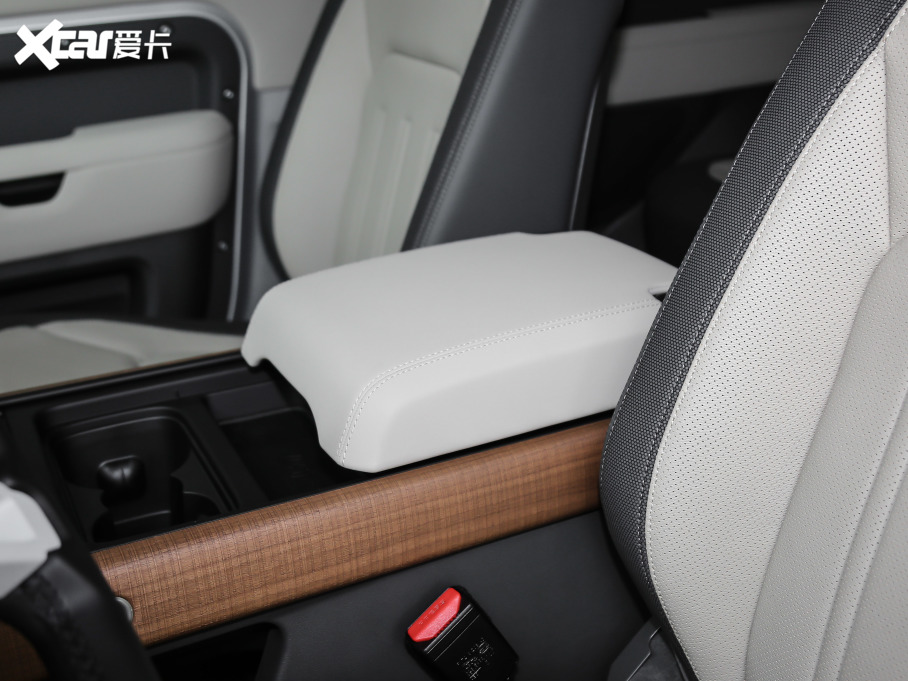 2021lʿ 90 P400 X-DYNAMIC S