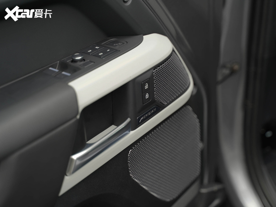 2021lʿ 90 P400 X-DYNAMIC S