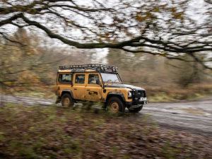 2021Defender Works V8 Trophy w^