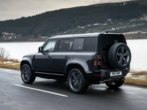 2021款110 V8 整体外观