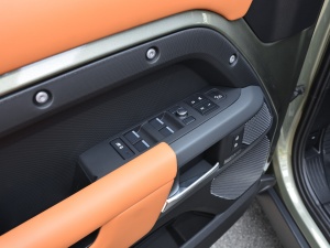 2021110 X P400 {܇ƅ^	