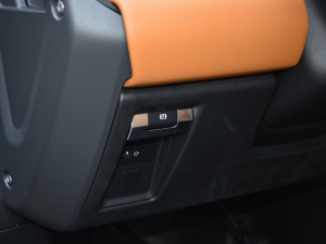 2021110 X P400 v܇Ƅ