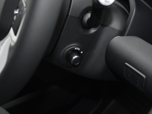 2021110 P400 SE п؅^(q)