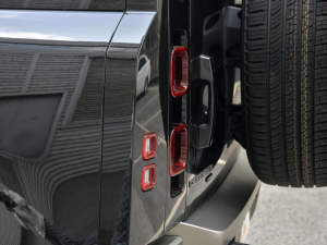 2021110 P400 X-DYNAMIC HSE ^