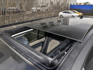 2021110 P400 X-DYNAMIC HSE (x)(ji)^