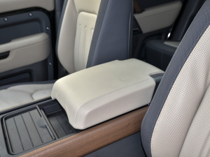 2021110 P400 X-DYNAMIC HSE 