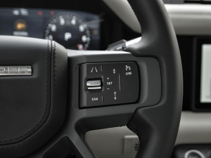 2021110 P400 X-DYNAMIC HSE п؅^(q)