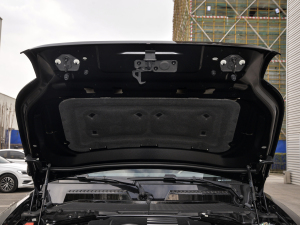 2021110 P400 X-DYNAMIC HSE 