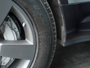 202190 P400 X-DYNAMIC S ^