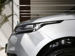 2021340PS R-Dynamic SE ^