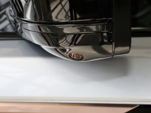 2021340PS R-Dynamic SE ^