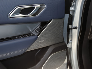 2021340PS R-Dynamic SE g