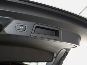 2021340PS R-Dynamic SE g