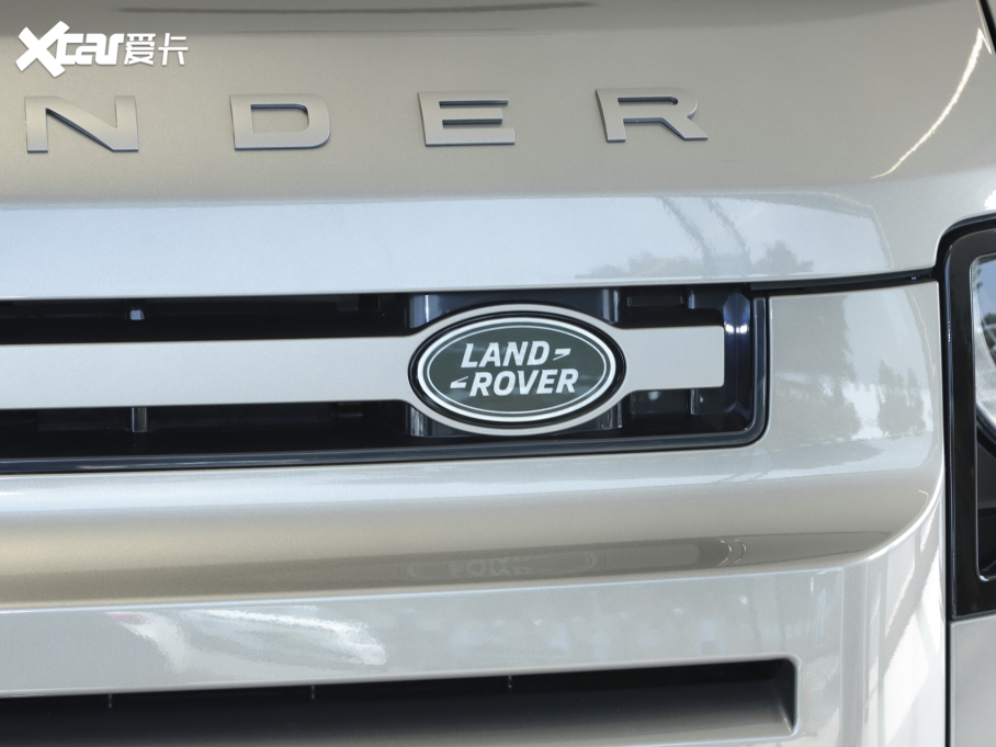 2022lʿ 110 P400 X-DYNAMIC HSE