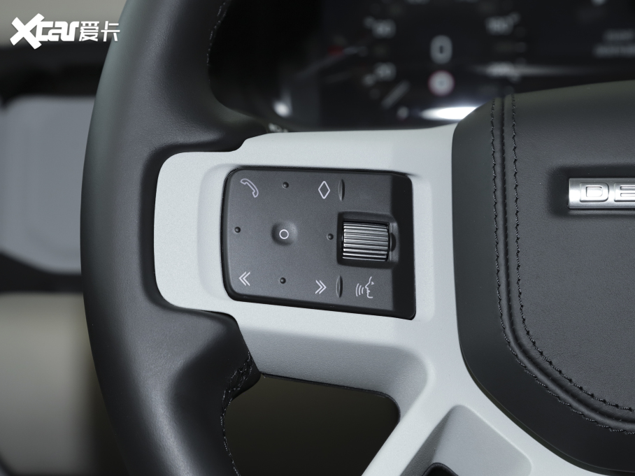 2022lʿ 110 P400 X-DYNAMIC HSE