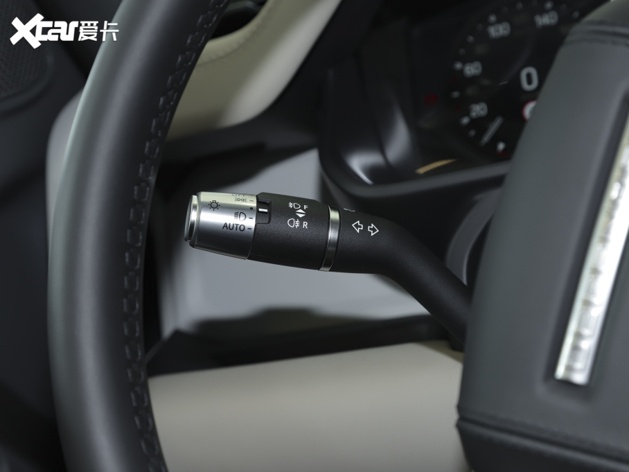 2022lʿ 110 P400 X-DYNAMIC HSE