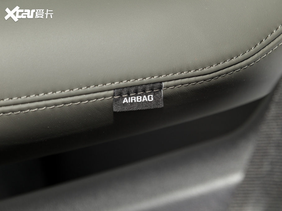 2022lʿ 110 P400 ؄e