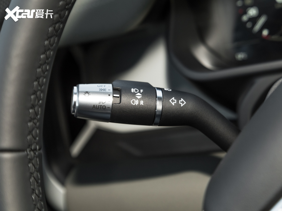 2022l(wi)ʿ 90 2.0T SE