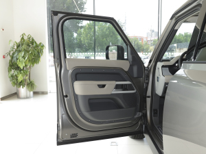 2022110 P400 X-DYNAMIC HSE {λ܇T