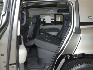 2022110 P400 X-DYNAMIC HSE ηŵ