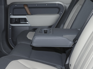 2022110 P400 X-DYNAMIC HSE 