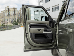 2022110 P400 ؄e {λ܇T