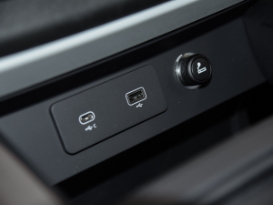 202290 2.0T X-DYNAMIC HSE п؅^