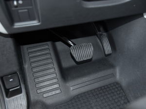 202290 2.0T X-DYNAMIC HSE п؅^