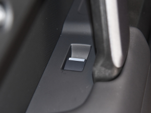 2022110 V8 007ذ ܇ƅ^