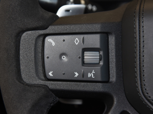 2022110 V8 007ذ п؅^