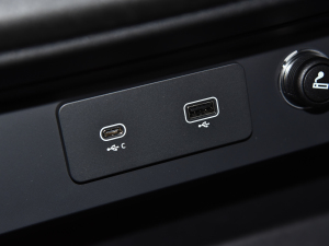 2022110 V8 007ذ п؅^