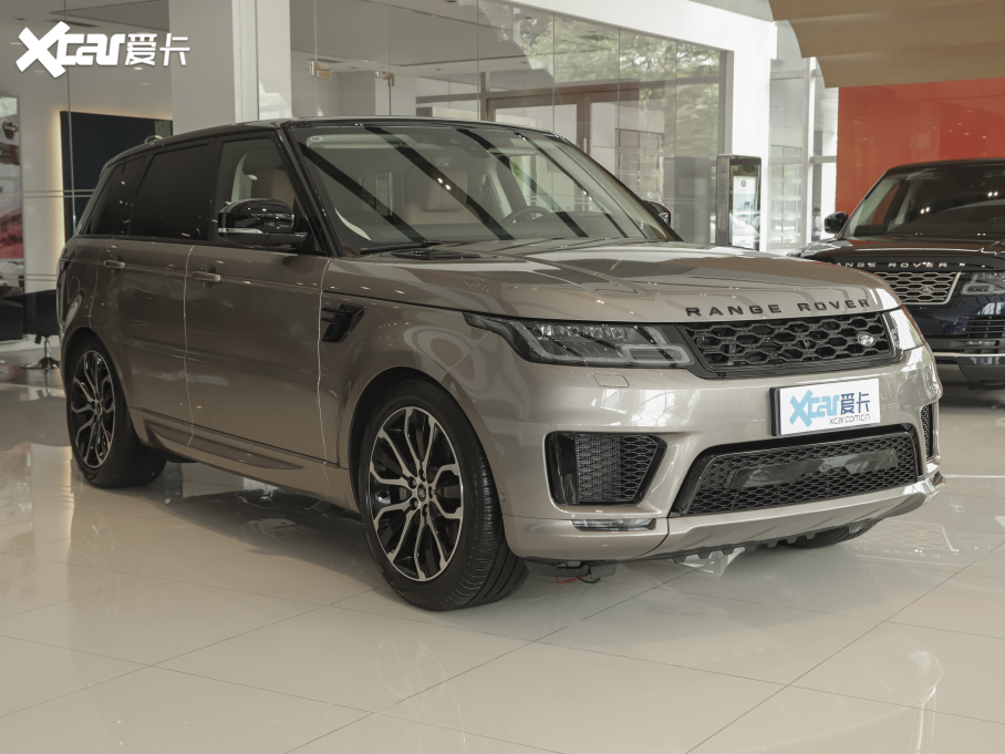 2022\(yn)(dng) 3.0 L6 ҫڰ