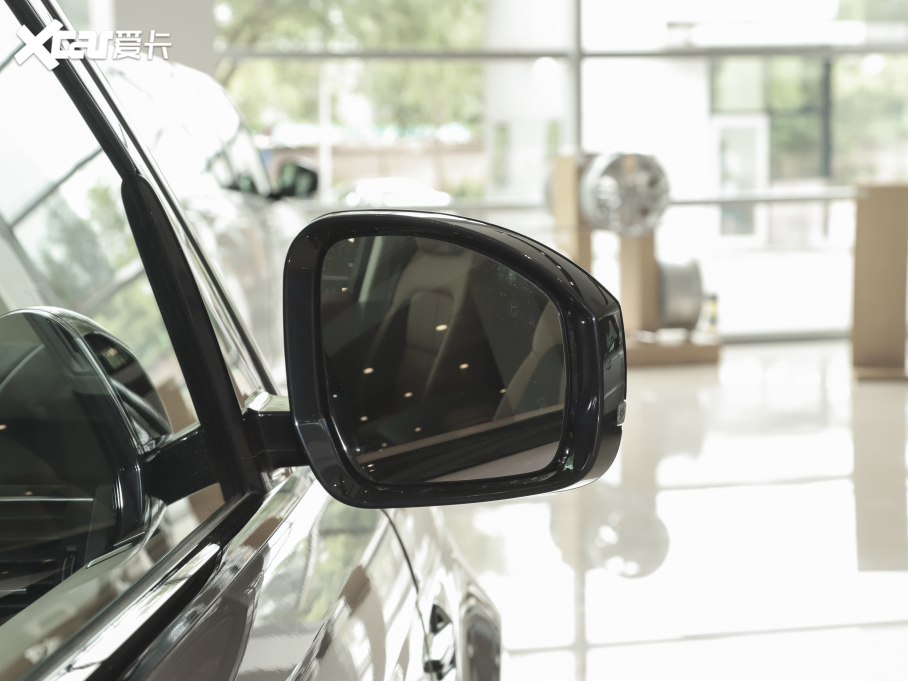 2022\(yn)(dng) 3.0 L6 ҫڰ