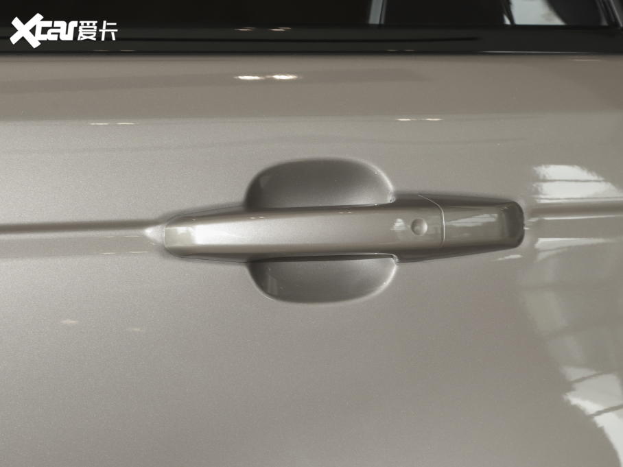 2022\(yn)(dng) 3.0 L6 ҫڰ