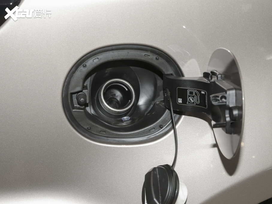 2022\ 3.0 L6 ҫڰ