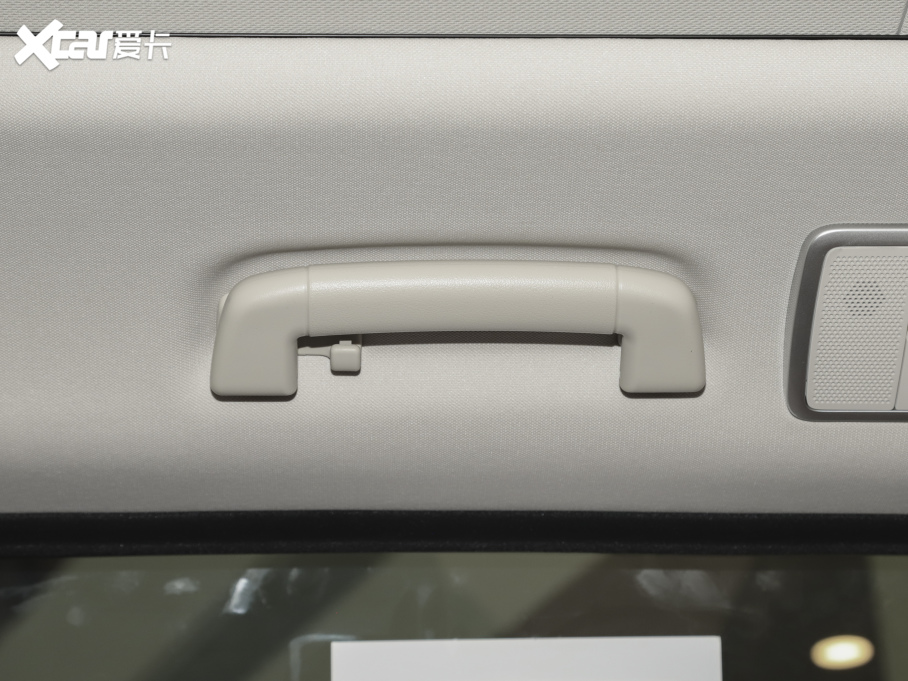 2022\ 3.0 L6 ҫڰ