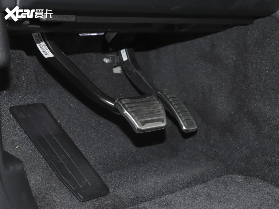 2022\ 3.0 L6 ҫڰ