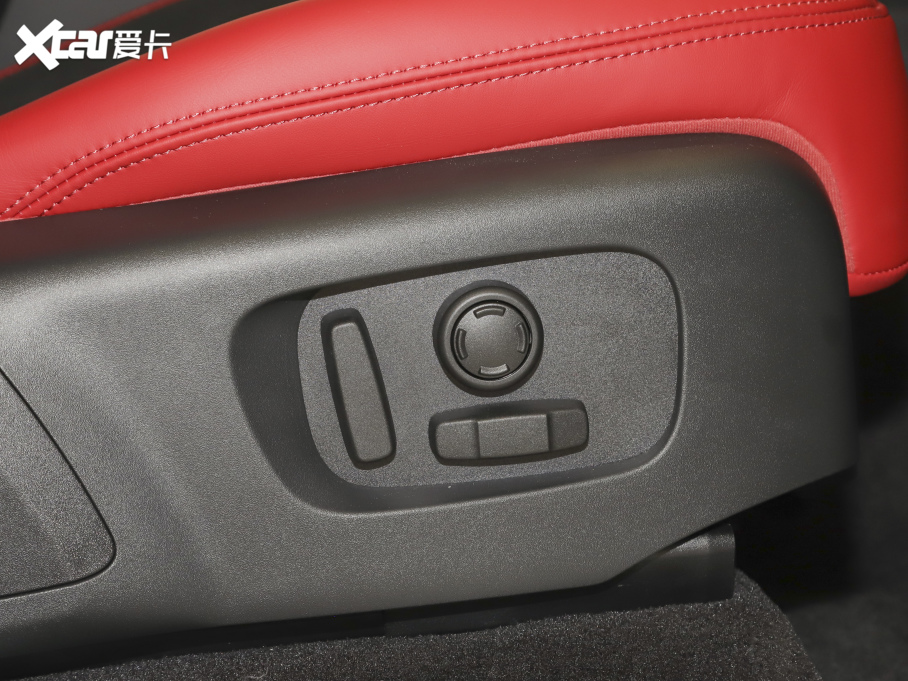 2022\(yn) 3.0 L6 HST