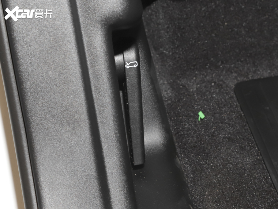 2022\(yn) 3.0 L6 HST