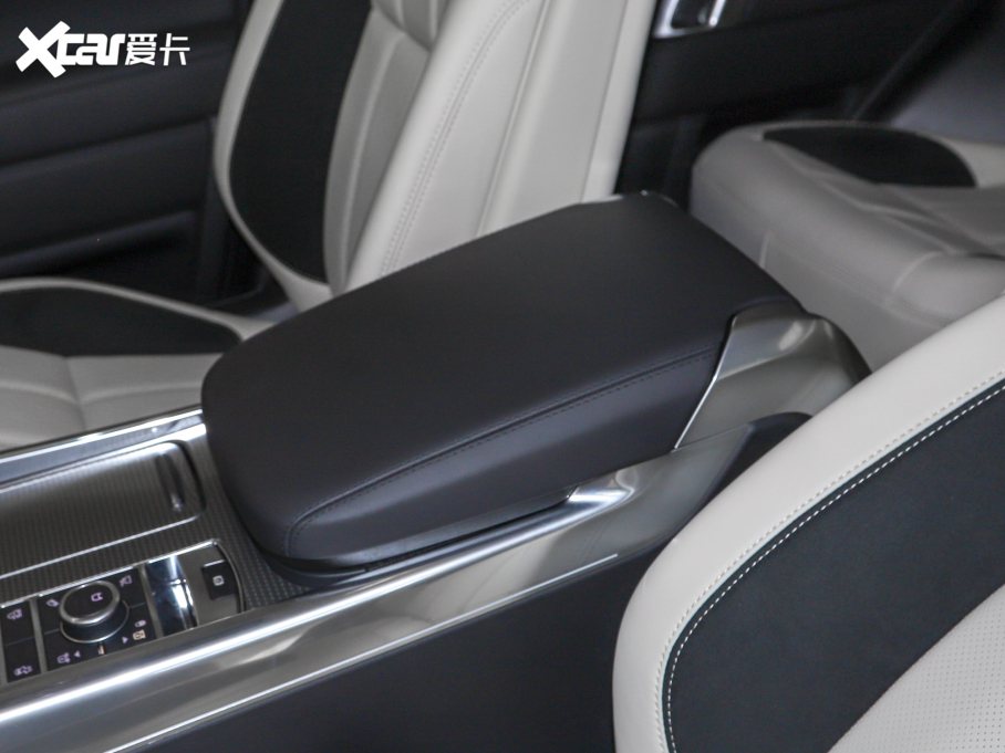 2022\ 3.0 L6 ī{̹