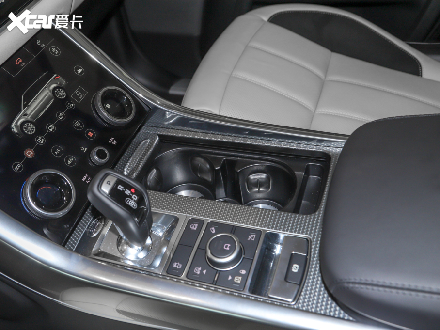 2022\ 3.0 L6 ī{(ln)̹