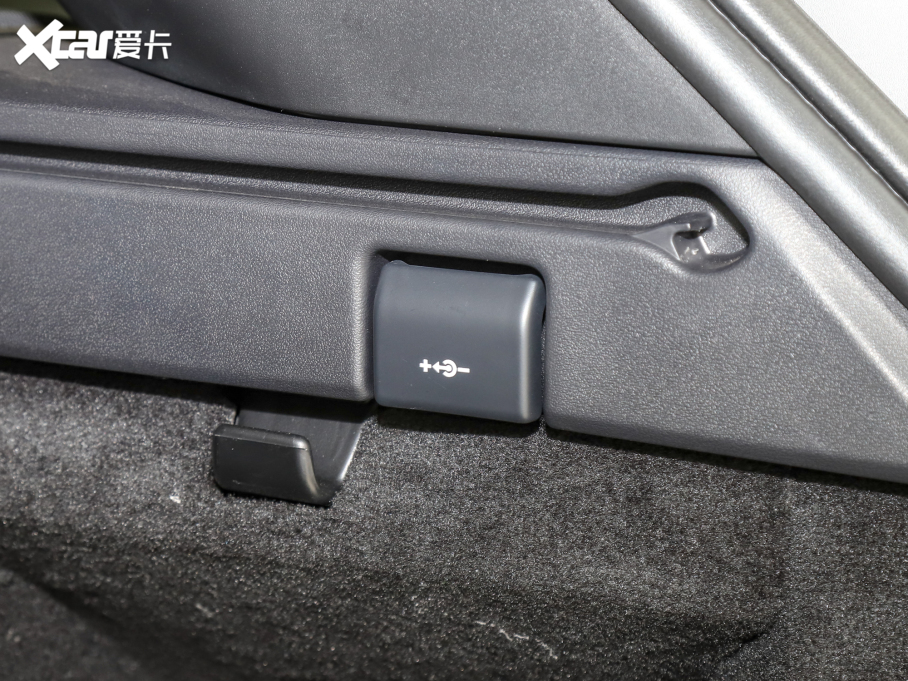 2022\ 5.0 SC V8 SVRpذ