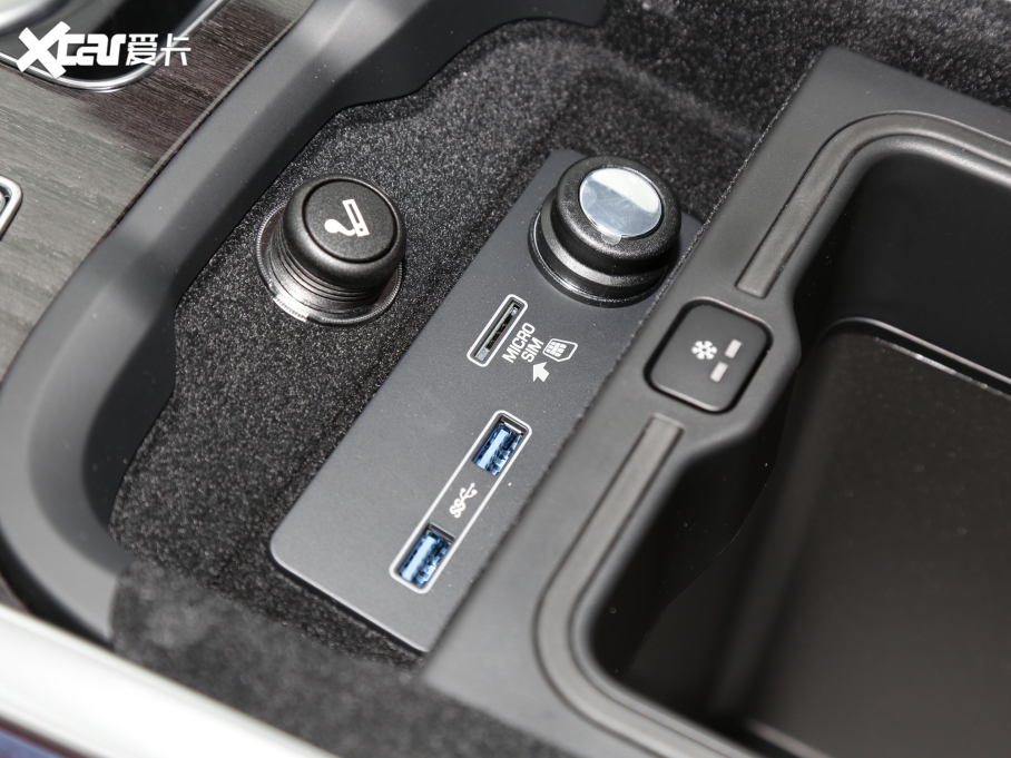 2022\ 3.0 L6 ҫڰ