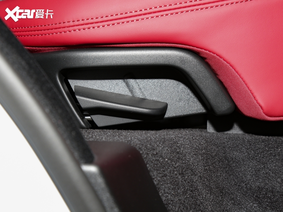 2022\ 3.0 L6 ҫڰ