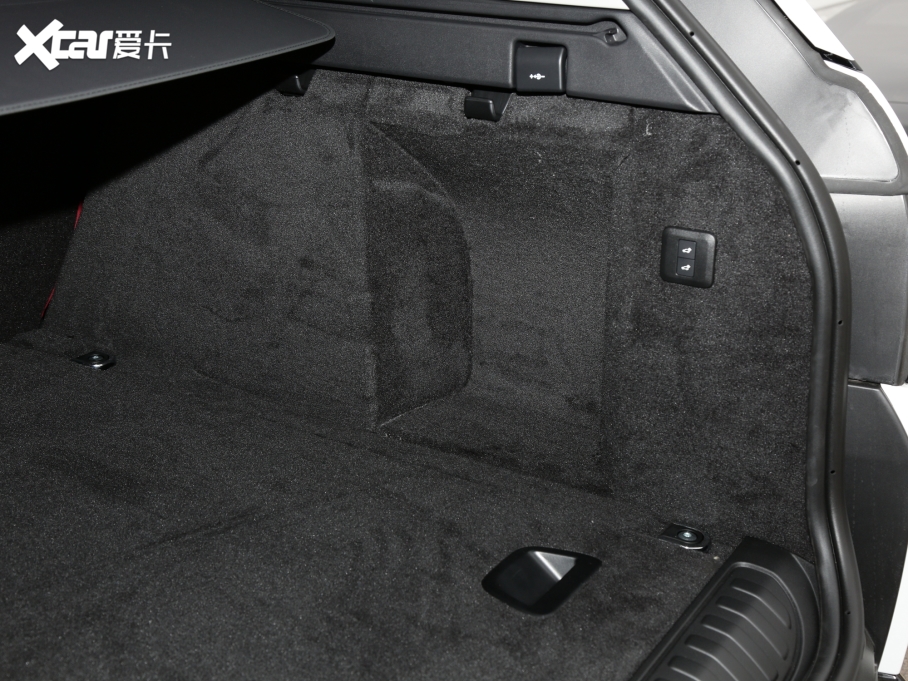 2022\ 3.0 L6 ҫڰ