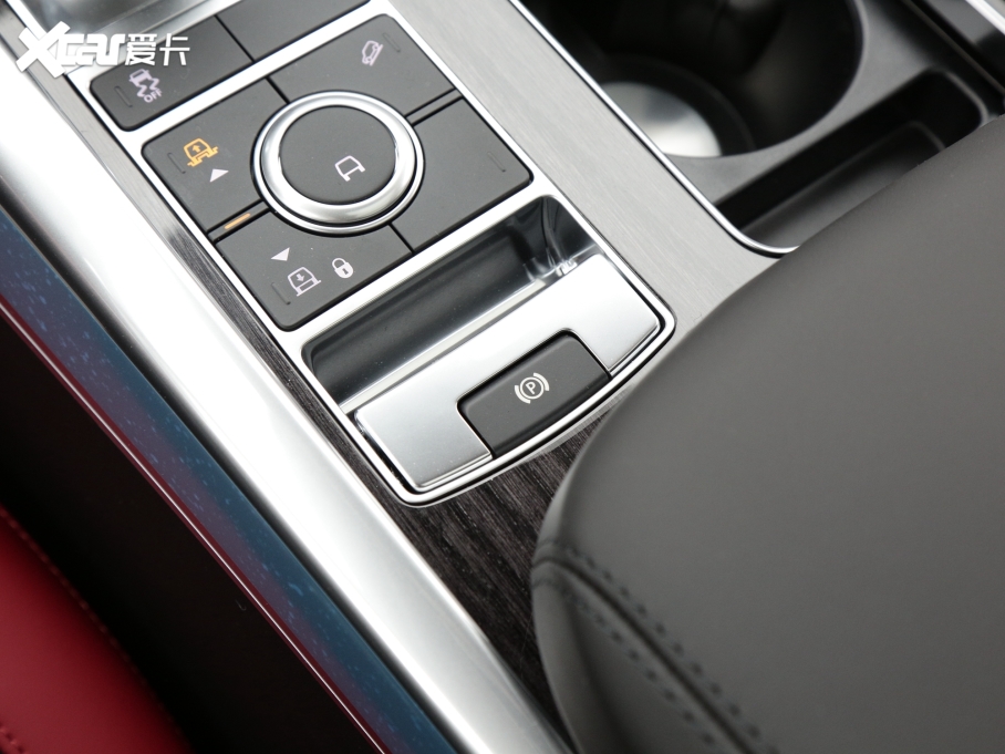 2022\ 3.0 L6 ҫڰ