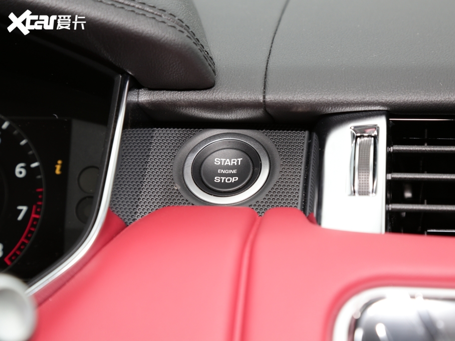 2022\(yn)(dng) 3.0 L6 ҫڰ