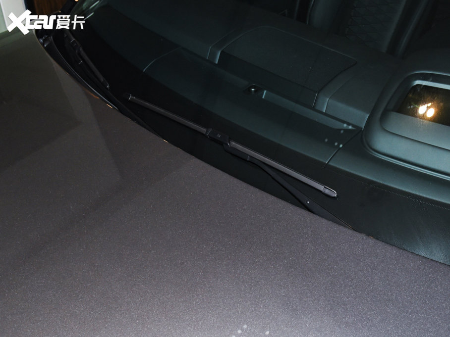 2022\ 5.0 SC V8 SVR