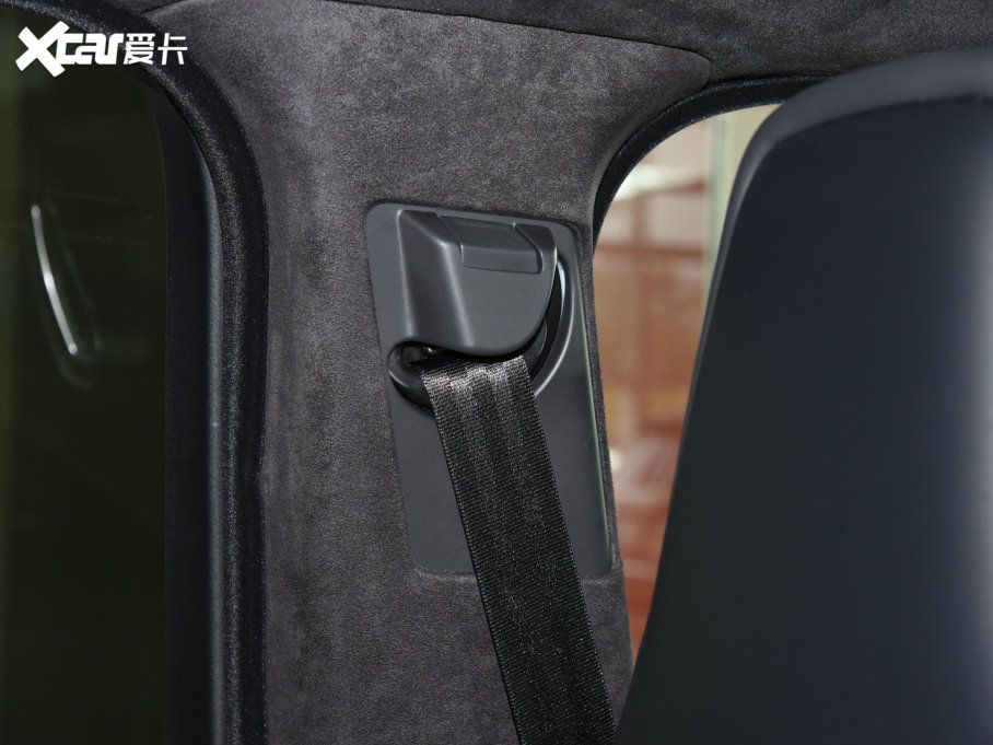 2022\ 5.0 SC V8 SVR